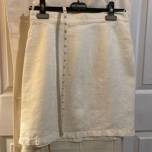 MORE & MORE CO. Off White Unlined Linen short skirt